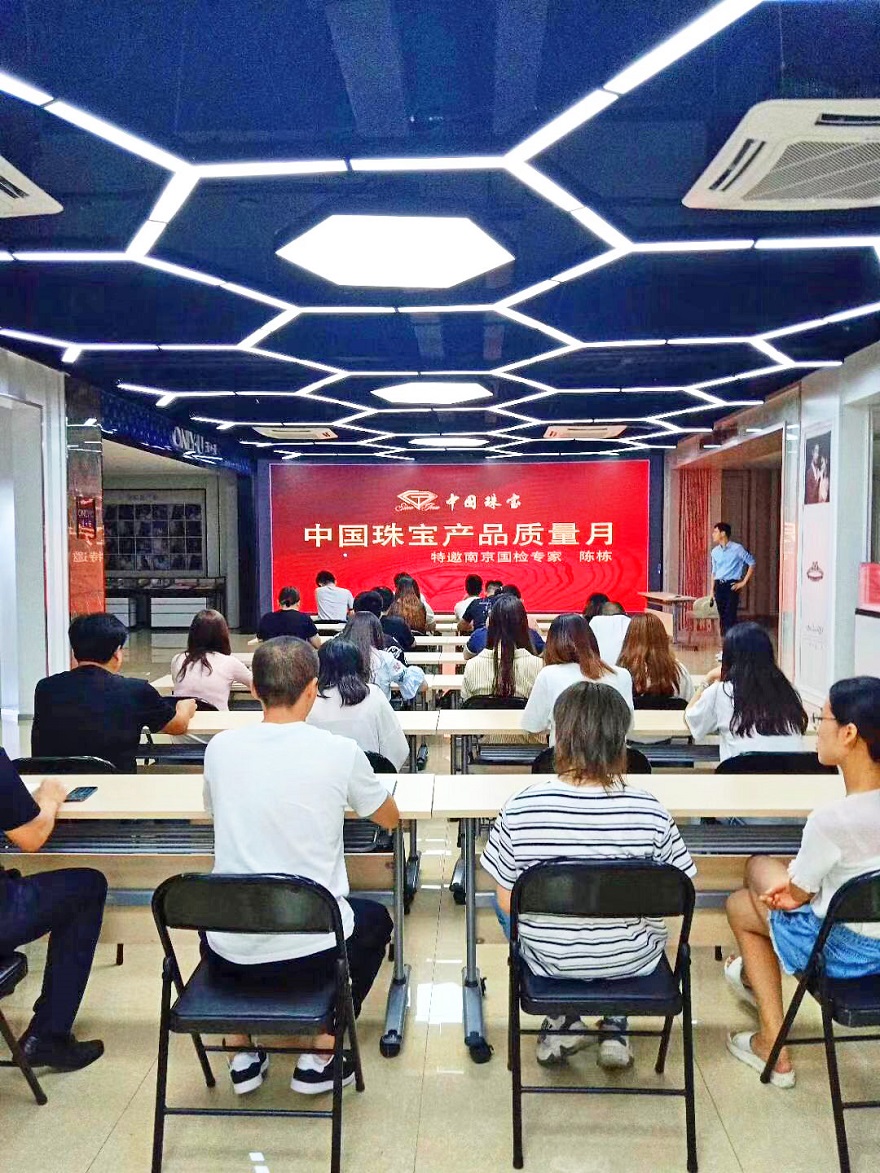 1570538780628737.jpg b3.jpg