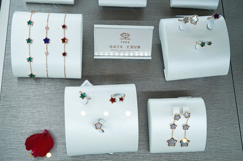 1576231310812569.jpg ,DSC08751.jpg