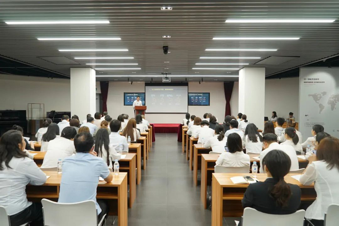 1628564994243458.png 习书记+半年会2.png